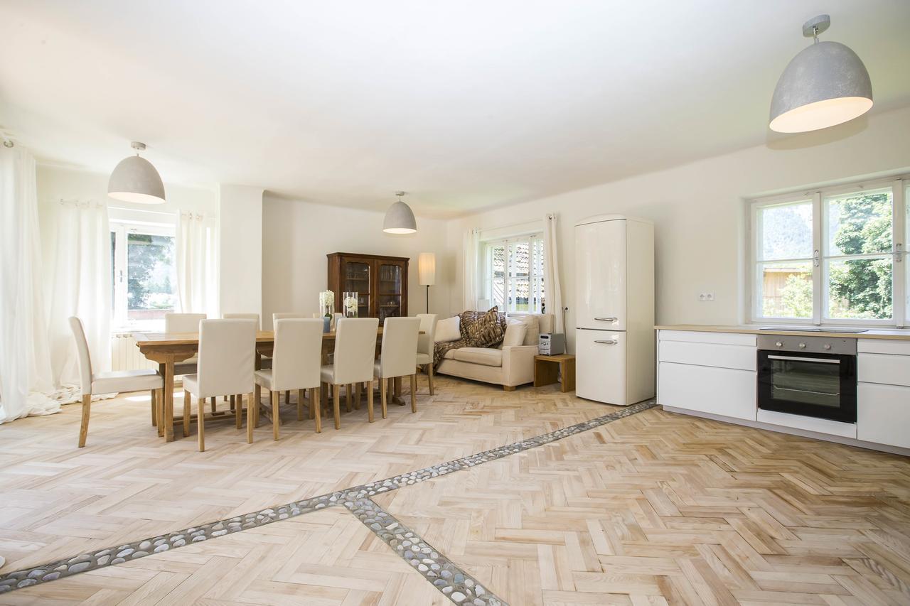 Chalet Happy Family, Secluded Location, 15 Min To Salzburg And Just Short To T Lakes Sound Of Music, Bbq&Bikes&Sunbeds For Free, Up To 14P Golling an der Salzach Extérieur photo